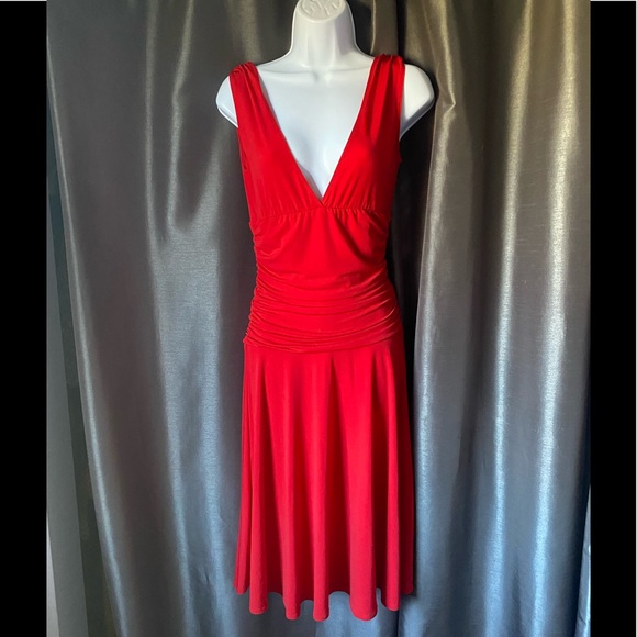 Velvet Torch Dresses & Skirts - Stunning Red Dress